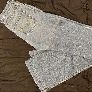 Women's Light wash kimes jeans size 4x30 inseam